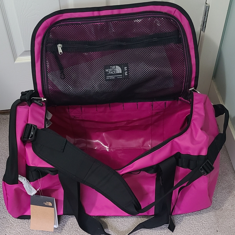 The North Face Pink Duffel Bag - size M = 71L
